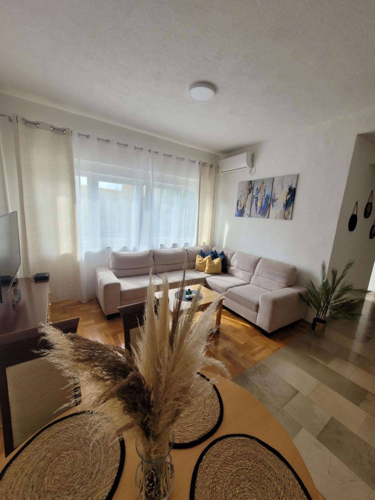 Apartman Natasa  Trebinje Bagian luar foto